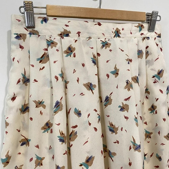 Vintage 1980s Pleated Grandmacore Floral A-line Skirt - Garey Petites - Picture 2 of 14